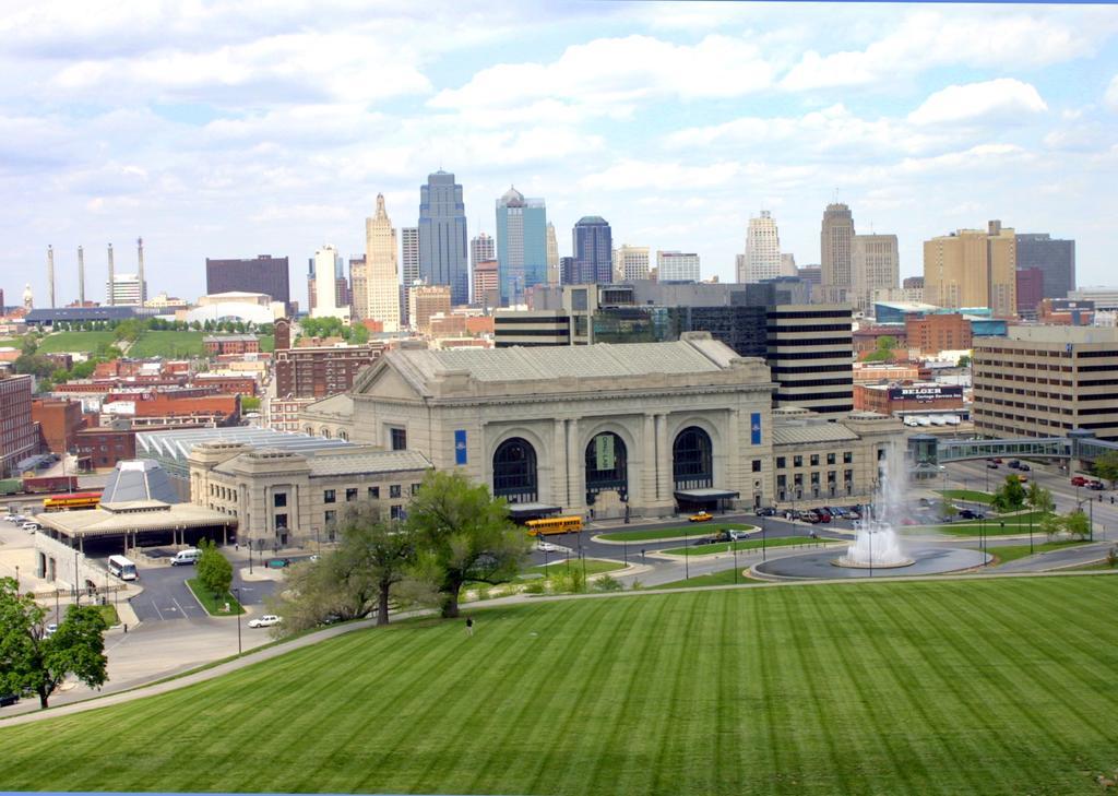 Residence Inn Kansas City Downtown/Union Hill 외부 사진