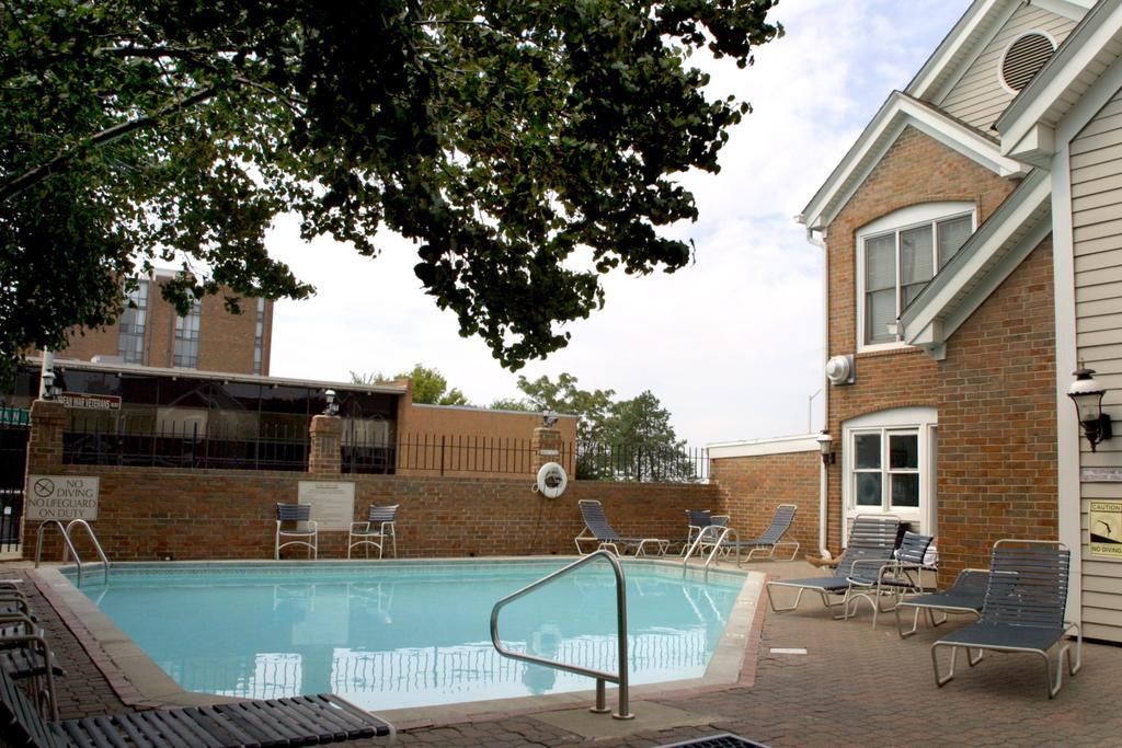 Residence Inn Kansas City Downtown/Union Hill 외부 사진