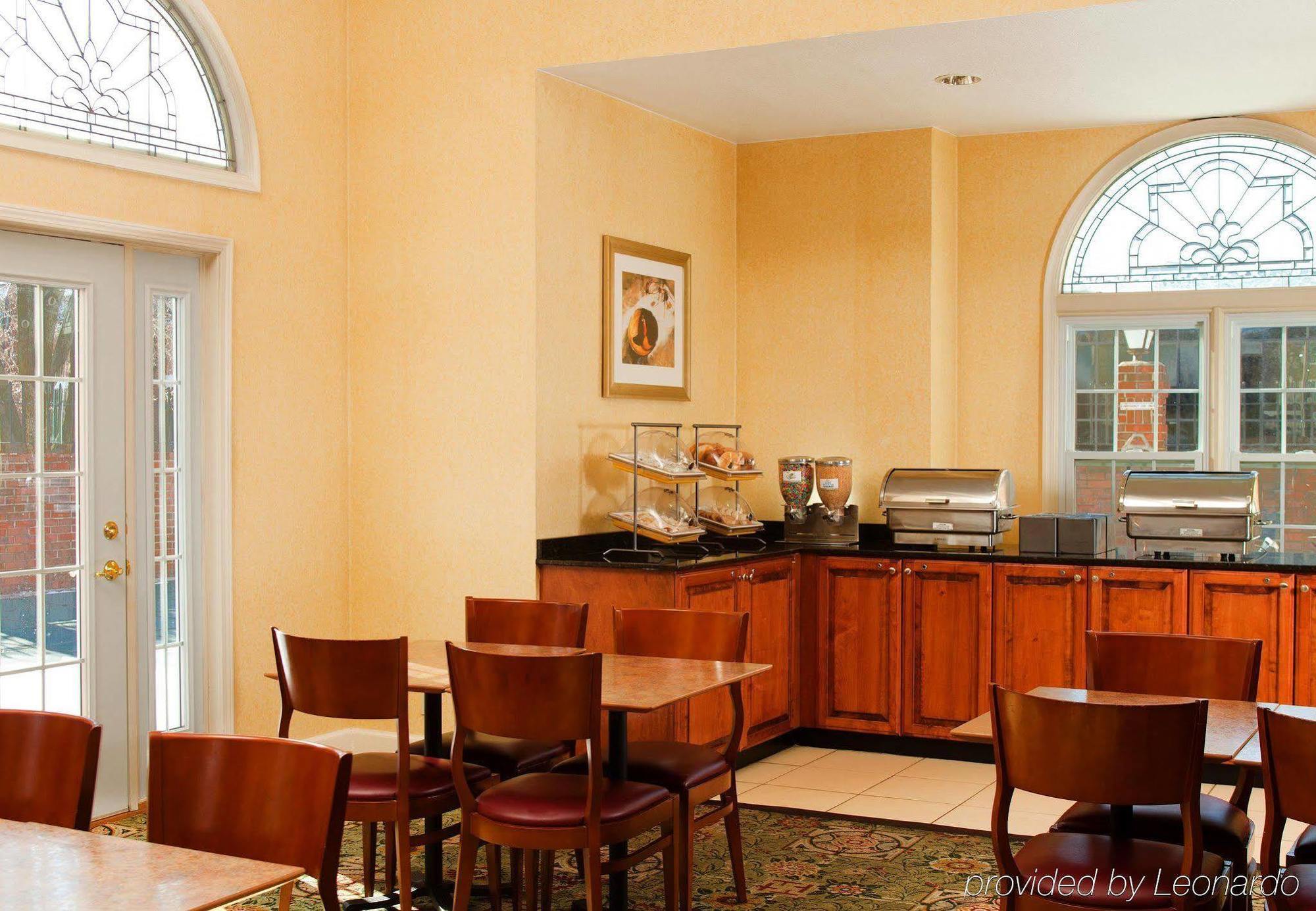 Residence Inn Kansas City Downtown/Union Hill 외부 사진