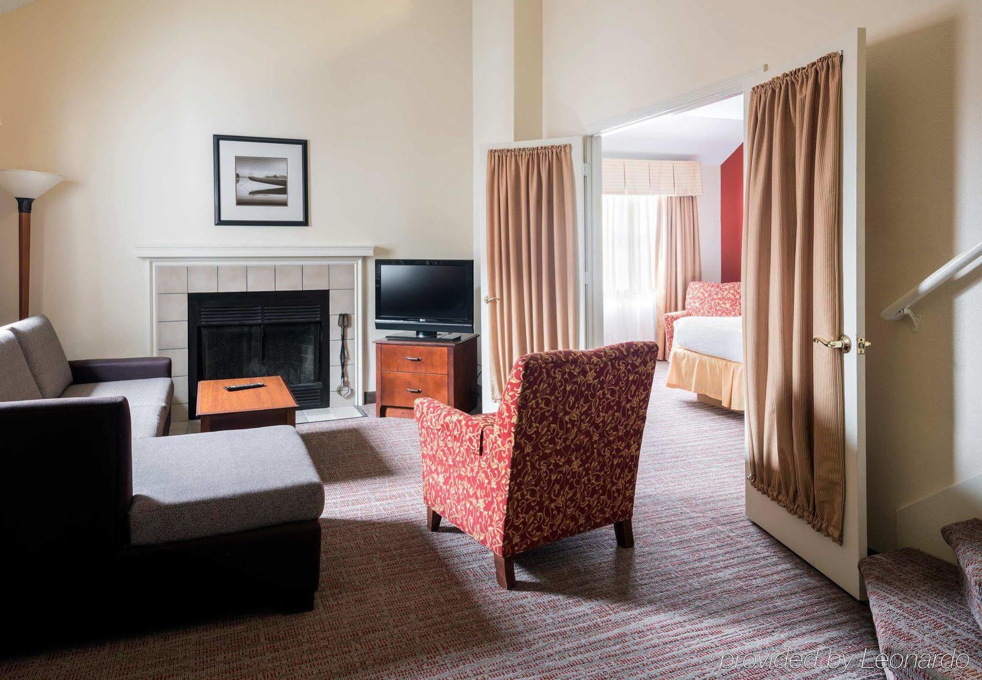 Residence Inn Kansas City Downtown/Union Hill 외부 사진