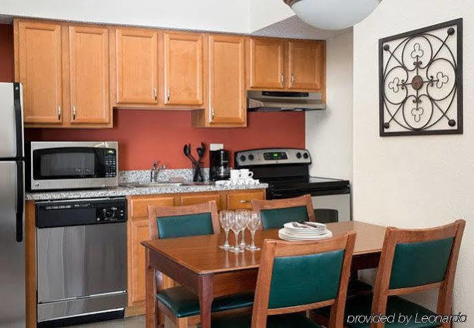 Residence Inn Kansas City Downtown/Union Hill 외부 사진